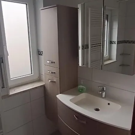 Monteurzimmer Thorsten Voit *